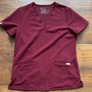 Figs technical collection Casma Women's Scrubs Maroon burgundy medical Top Small